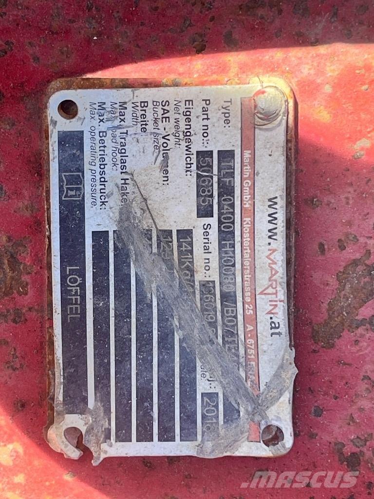 Takeuchi TB 295 W Колісні екскаватори