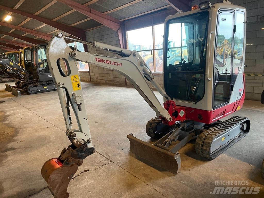 Takeuchi TB216 Міні-екскаватори < 7т