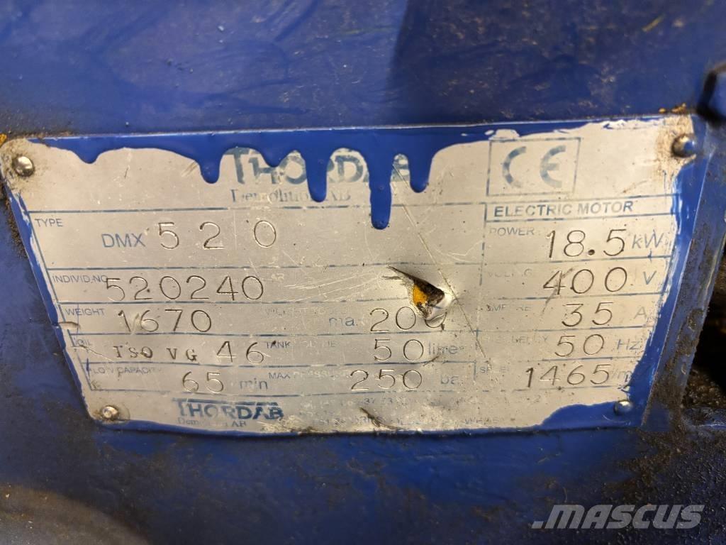  DMX 520 Екскаватори для знесення споруд