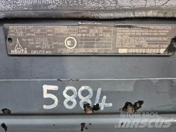 Deutz D2011 L04 I Двигуни