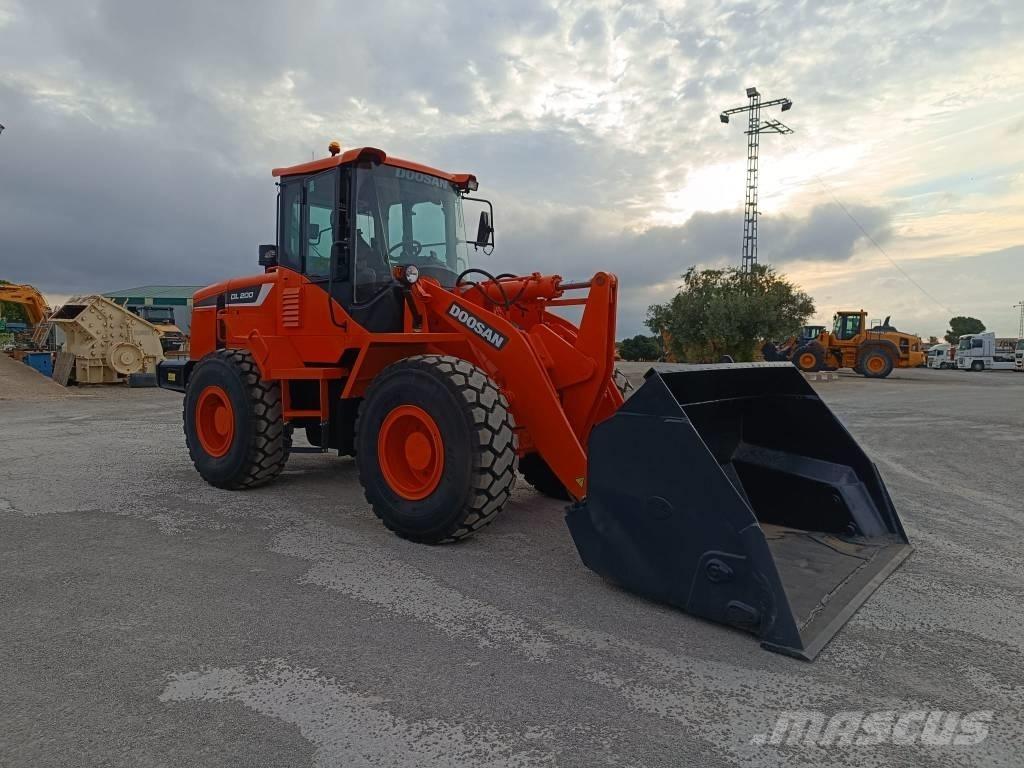 Doosan DL200-5 Малі навантажувачі