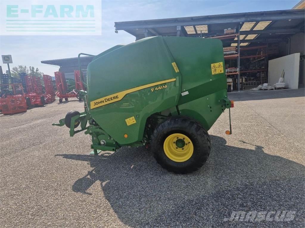 John Deere F441M Тюкові прес-підбирачі
