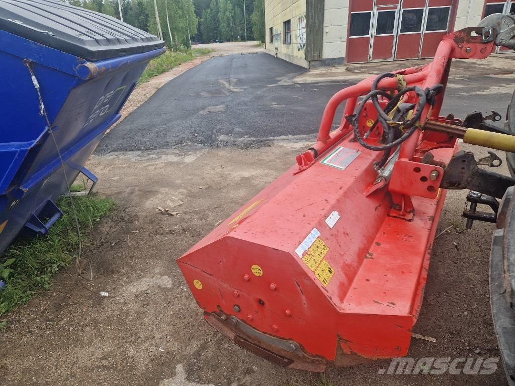 Dragone VL240 Газонні і лукові косилки