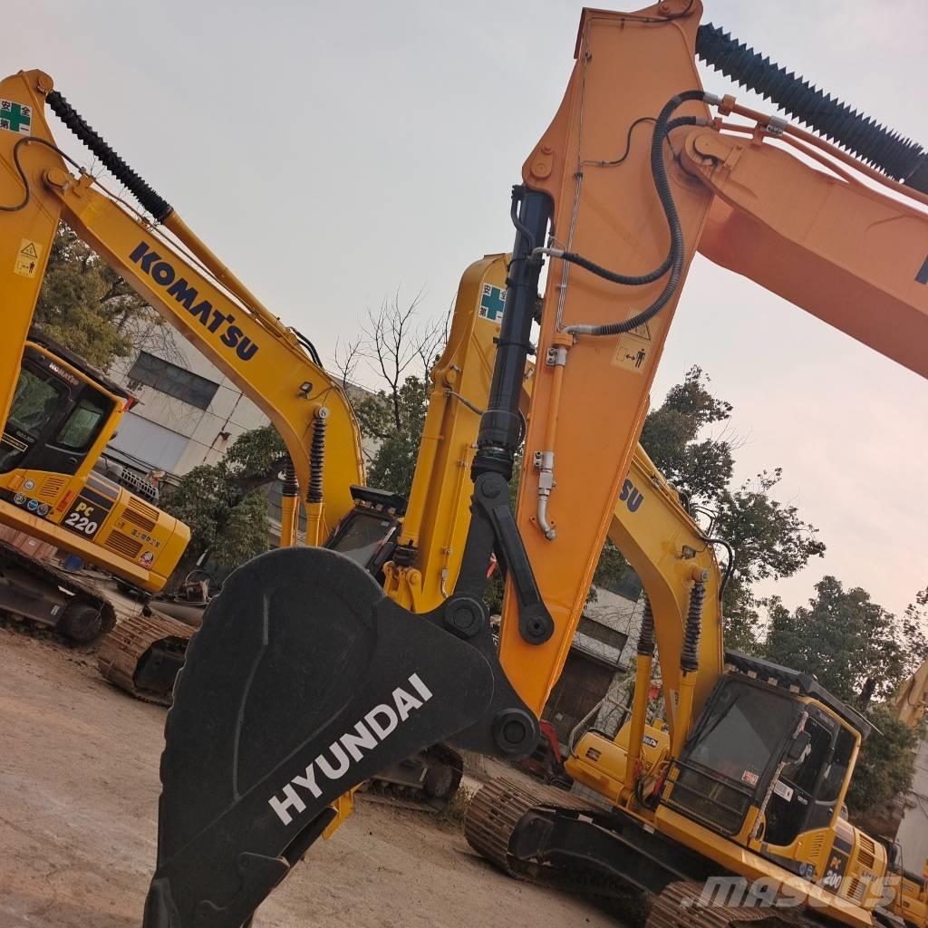 Hyundai 305LC Гусеничні екскаватори