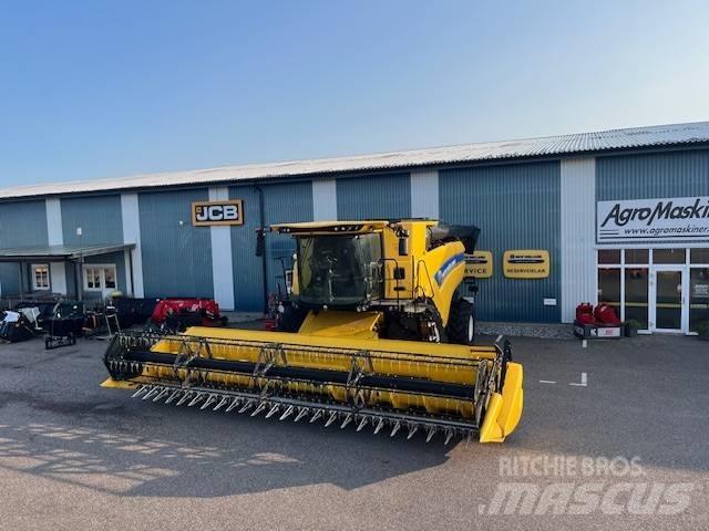 New Holland CX8.70 Зернозбиральні комбайни