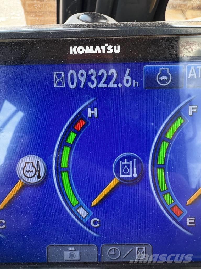 Komatsu PC 138 US Гусеничні екскаватори