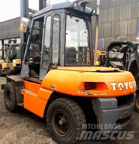 Toyota 5 FD 70 Дизельні навантажувачі