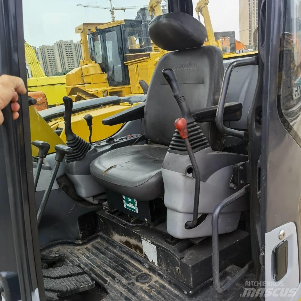Komatsu PC78US-6 Гусеничні екскаватори