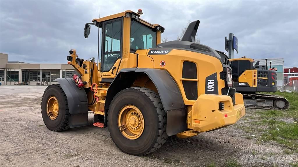 Volvo L 90 H Фронтальні навантажувачі