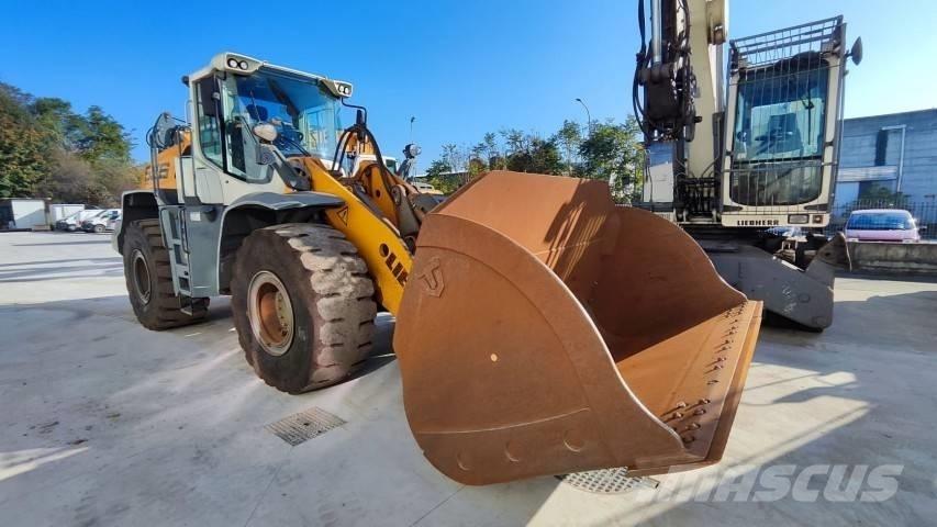 Liebherr L 556 Фронтальні навантажувачі