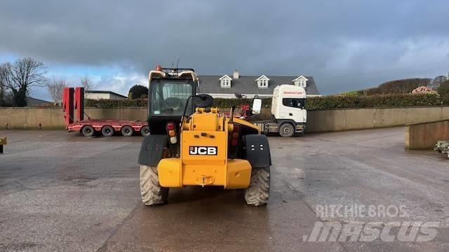 JCB 535-140 Телескопічний навантажувач