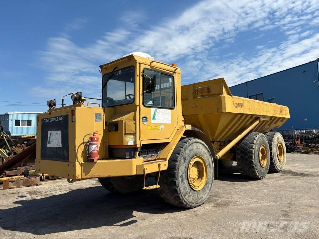 CAT D 350 C Зчленовані самоскиди