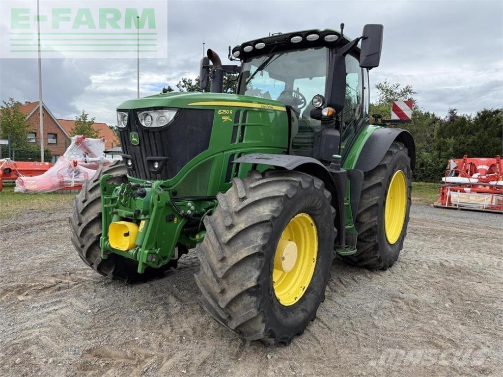 John Deere 6250r Трактори