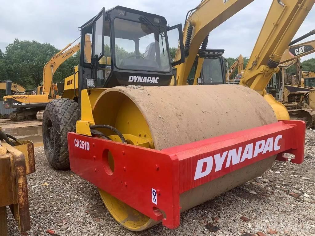 Dynapac CA 251 D Грунтові котки