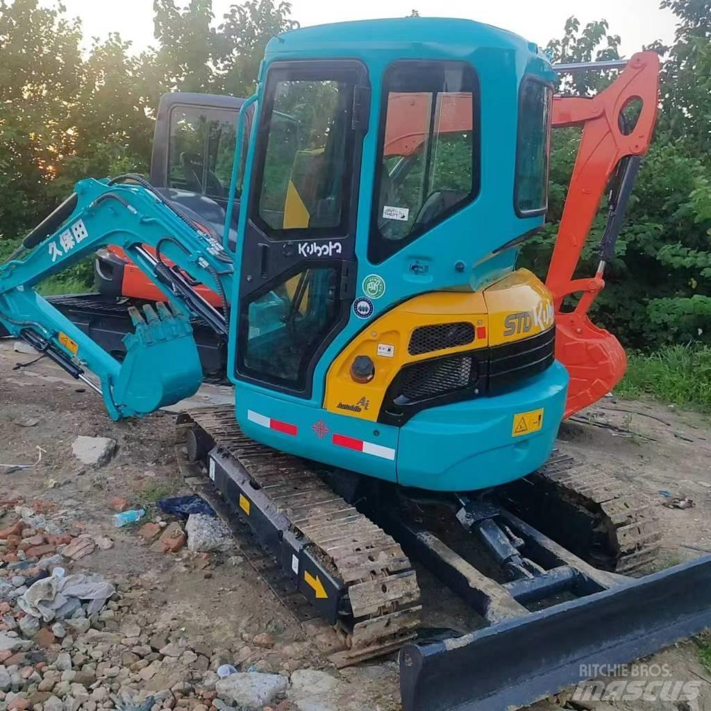 Kubota KX135 Міні-екскаватори < 7т