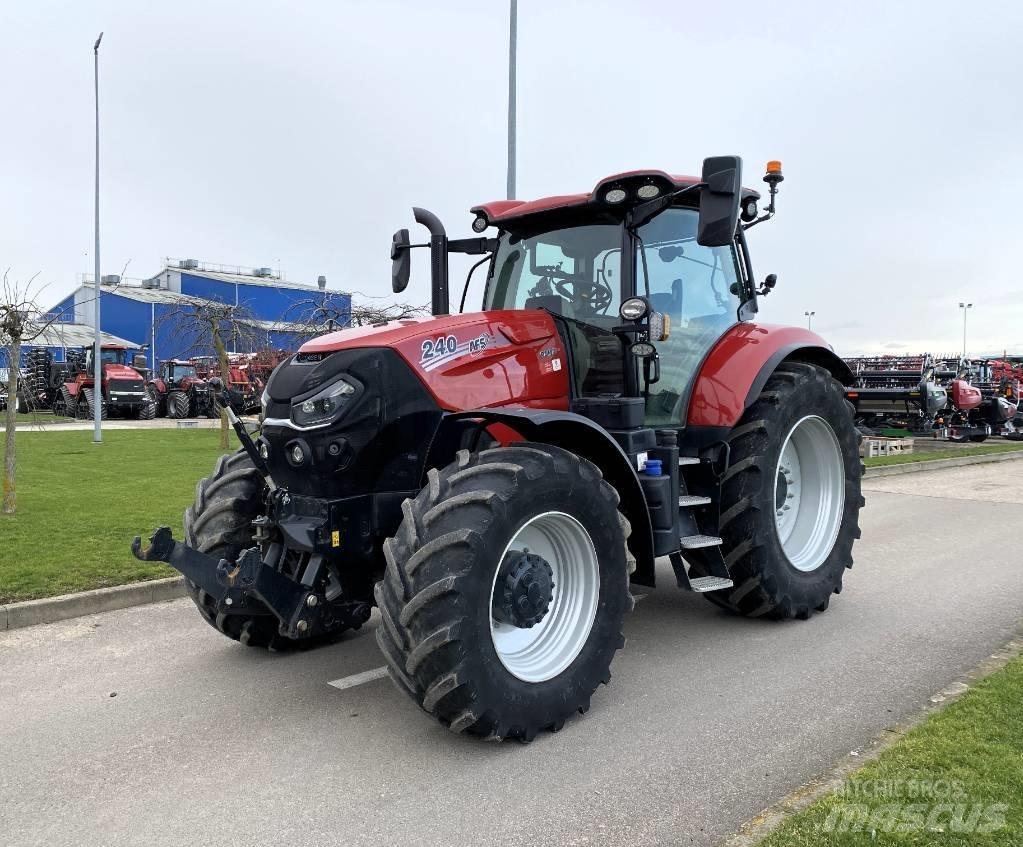 Case IH Puma 240 CVX Трактори