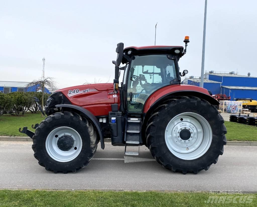 Case IH Puma 240 CVX Трактори