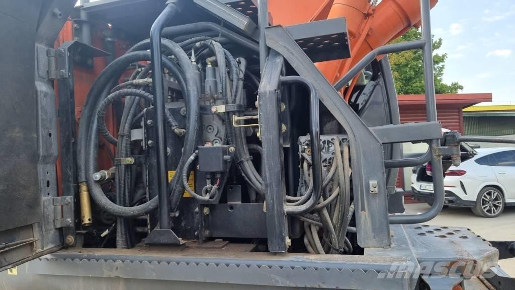 Hitachi ZX 140 W-3 Колісні екскаватори