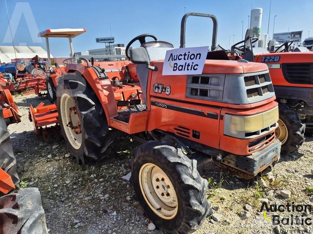 Kubota GT-8 Трактори