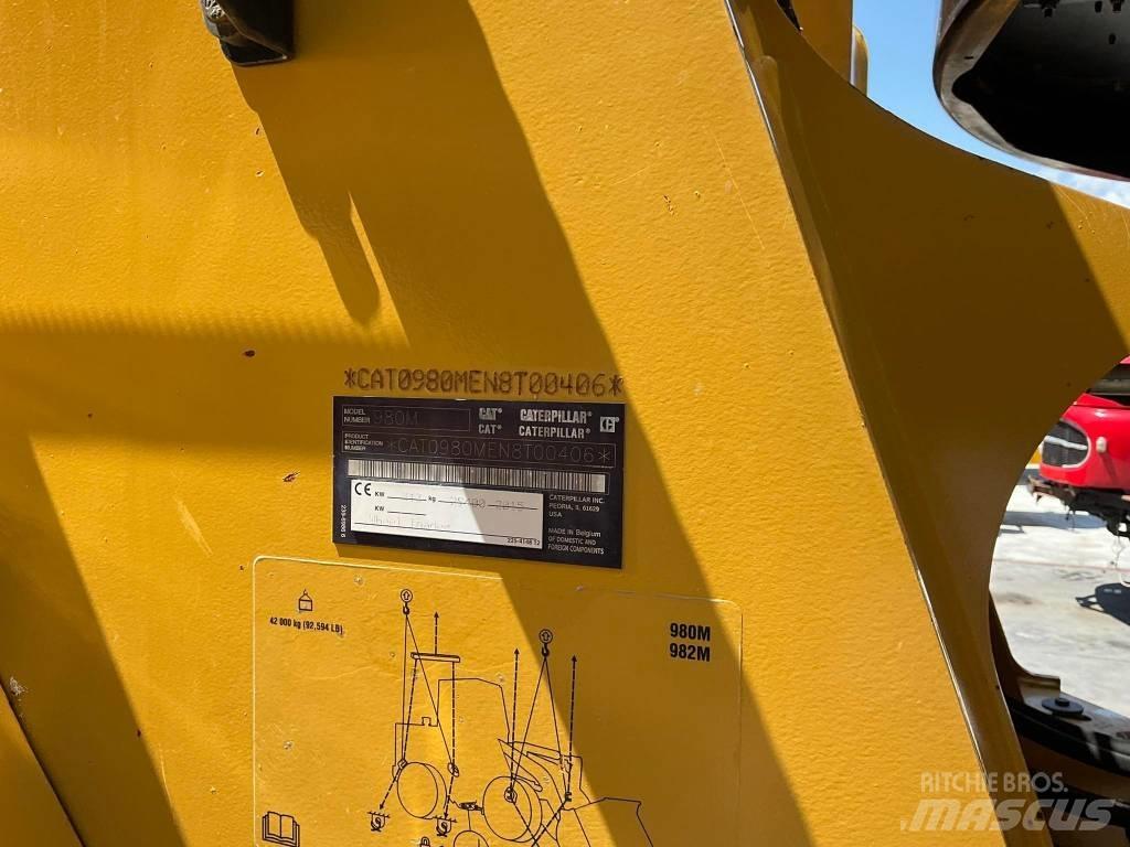 CAT 980M Фронтальні навантажувачі