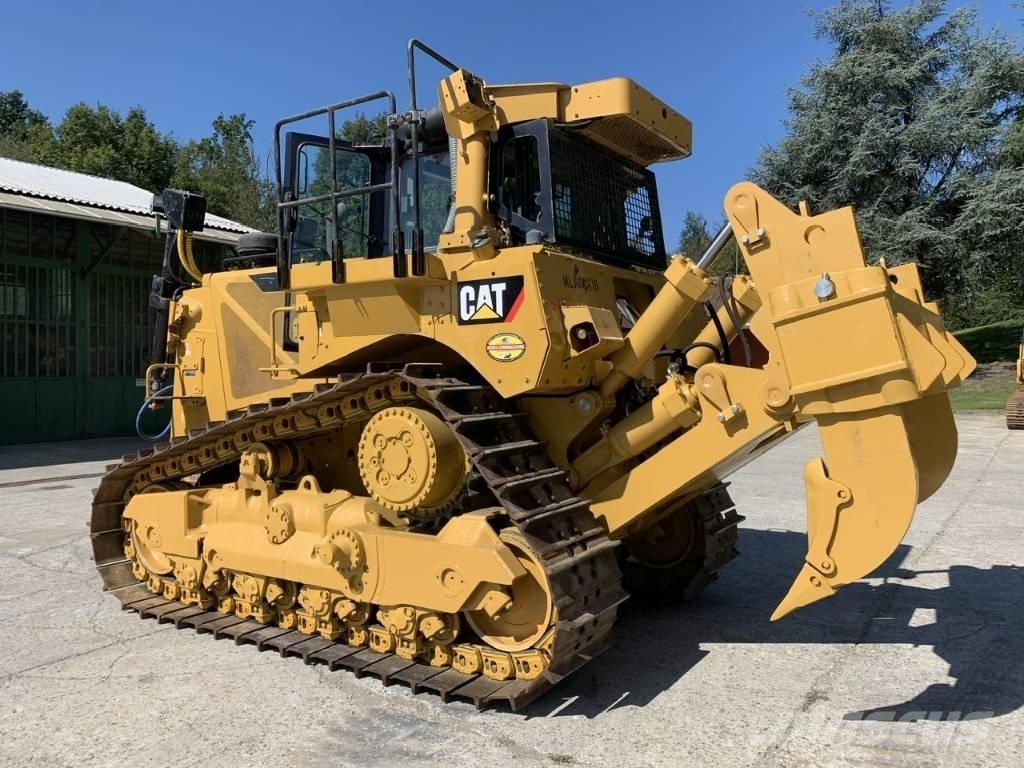 CAT D 8 T Гусеничні бульдозери