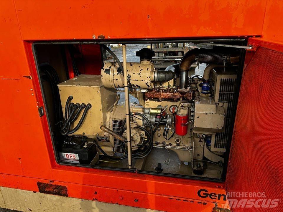 Cummins 30 KVA Дизельні генератори