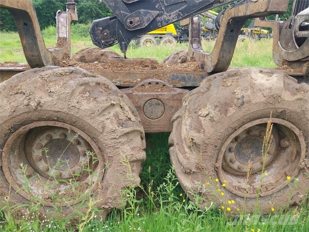 Komatsu 860.4 Форвардери