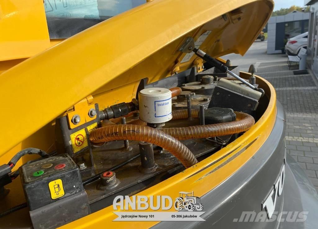 Volvo ECR 88 D Гусеничні екскаватори