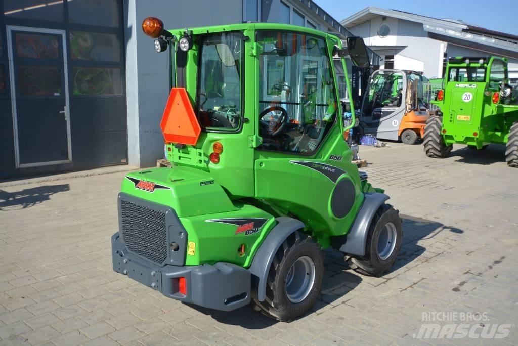 Avant 650 i Малі навантажувачі