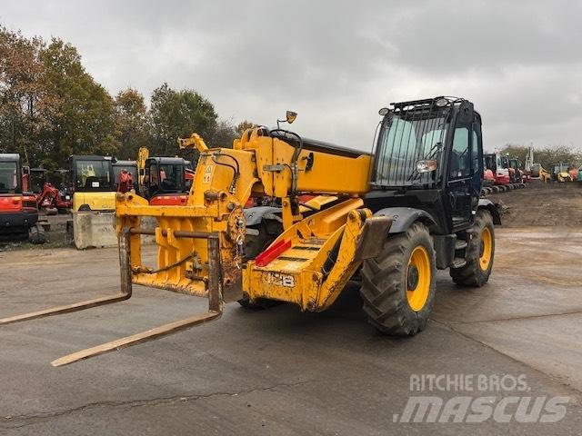 JCB 540-140 Телескопічні навантажувачі