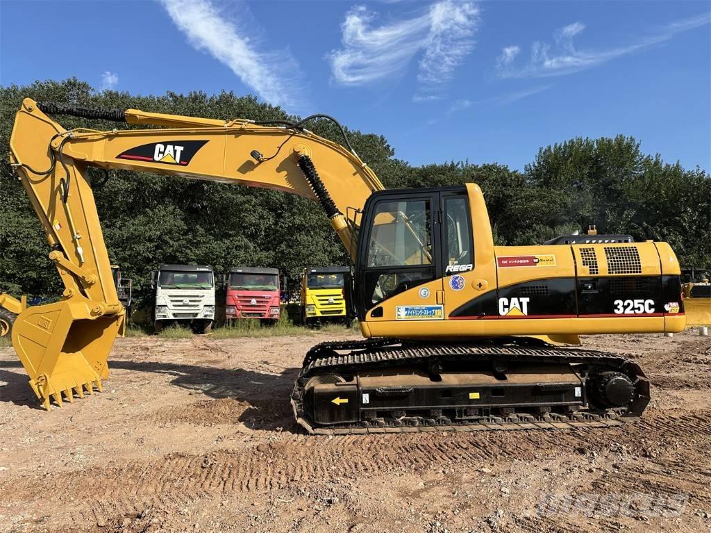 CAT 325 CL Гусеничні екскаватори