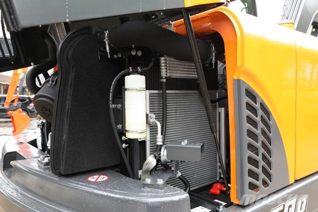 Develon DX 60 D Колісні екскаватори