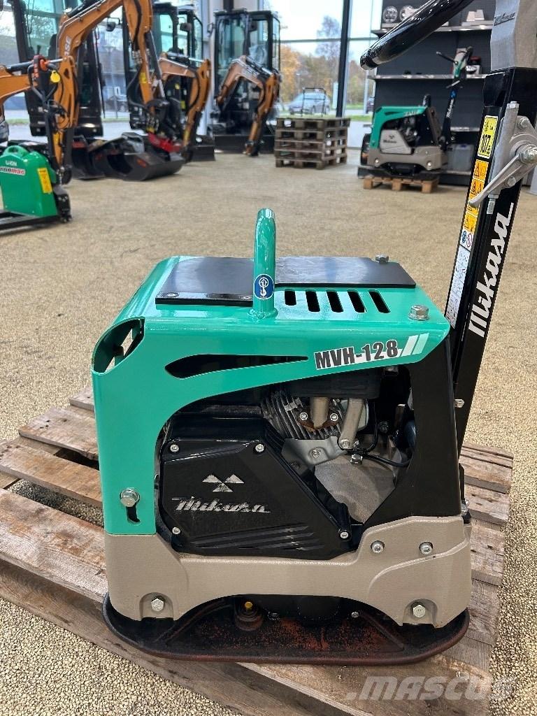 Mikasa MVH 128GH Віброплити та вібротрамбовки