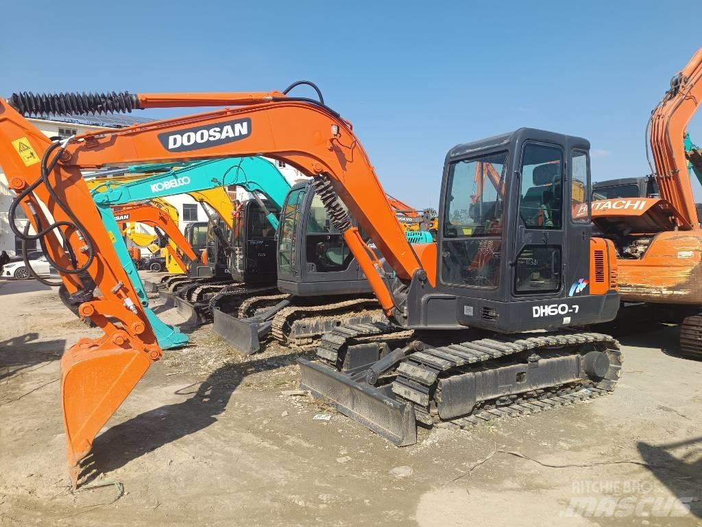 Doosan DH 60-7 Міні-екскаватори < 7т