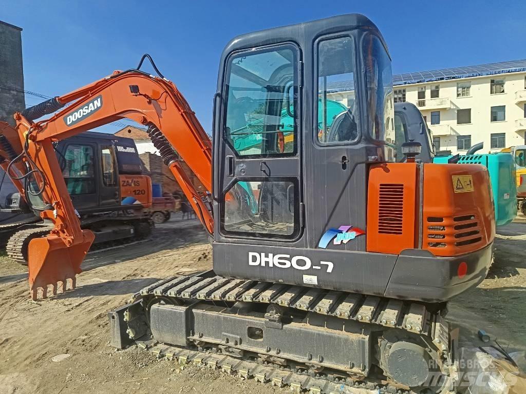 Doosan DH 60-7 Міні-екскаватори < 7т