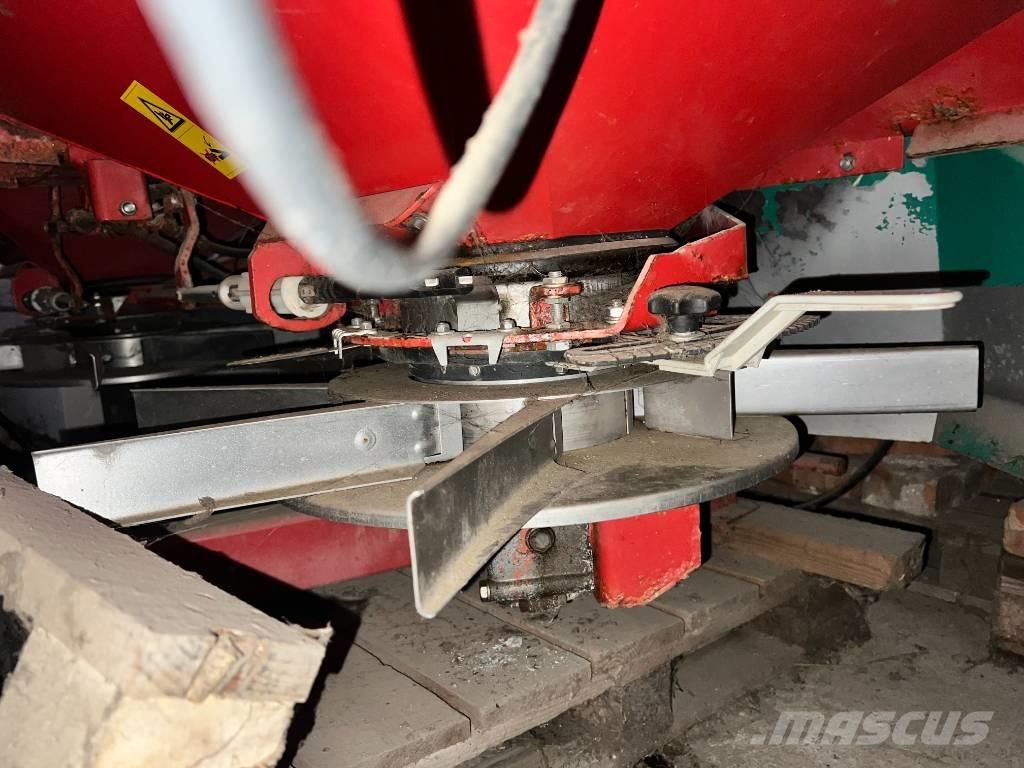 Kverneland DS-XL Розсіювач мінеральних добрив