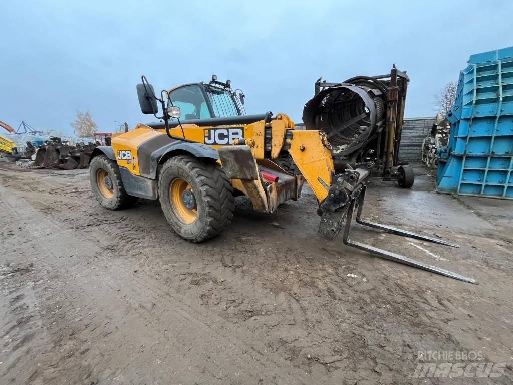 JCB 535-125 Телескопічні навантажувачі
