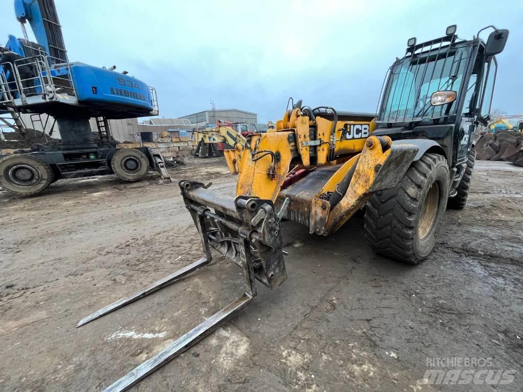 JCB 535-125 Телескопічні навантажувачі