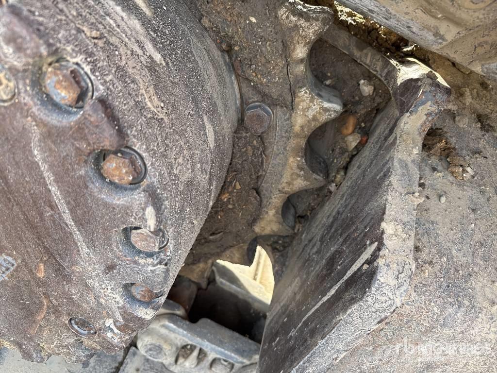 Volvo ECR235EL Гусеничні екскаватори