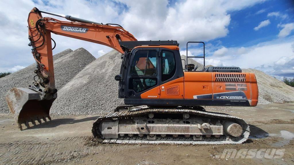 Doosan DX 255 LC-5 Гусеничні екскаватори