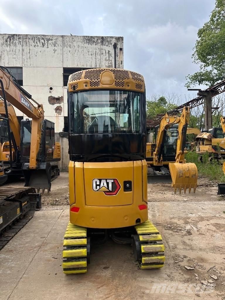 CAT 302 Міні-екскаватори < 7т