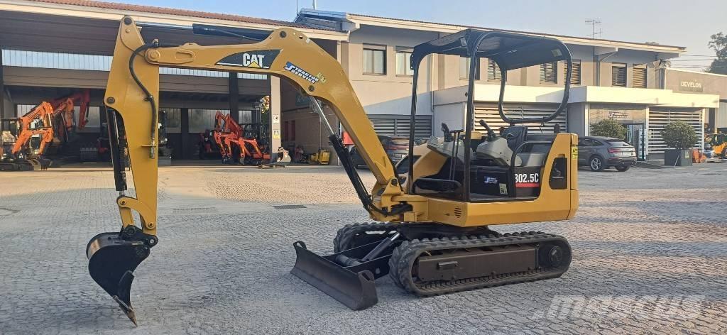 CAT 302.5 Міні-екскаватори < 7т