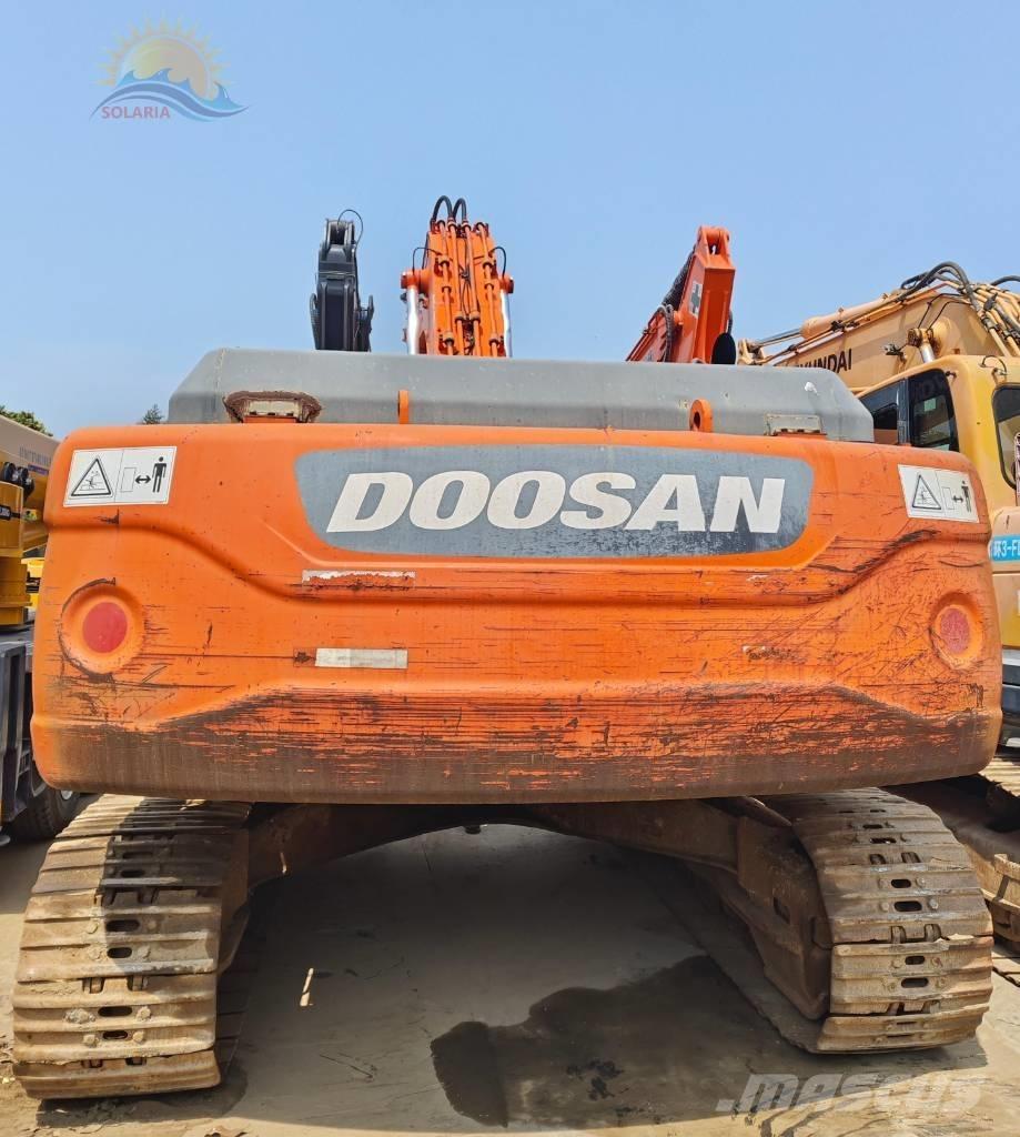Doosan DX 300 LC Гусеничні екскаватори