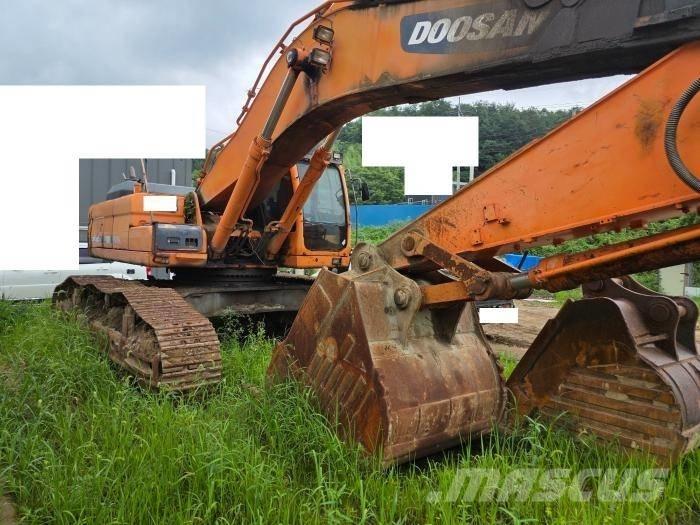 Doosan DX 520 LC Гусеничні екскаватори