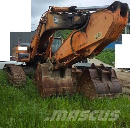 Doosan DX 520 LC Гусеничні екскаватори