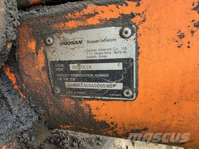 Doosan DX 520 LC Гусеничні екскаватори