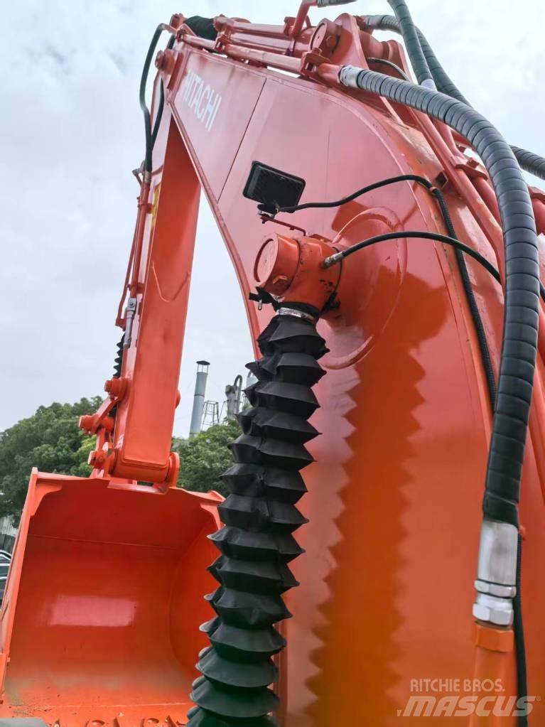 Hitachi ZX 200-3 G Гусеничні екскаватори