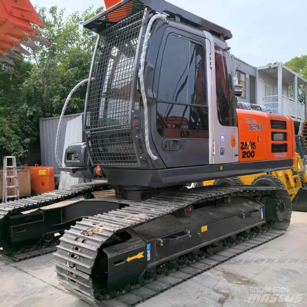 Hitachi ZX 200-3 G Гусеничні екскаватори