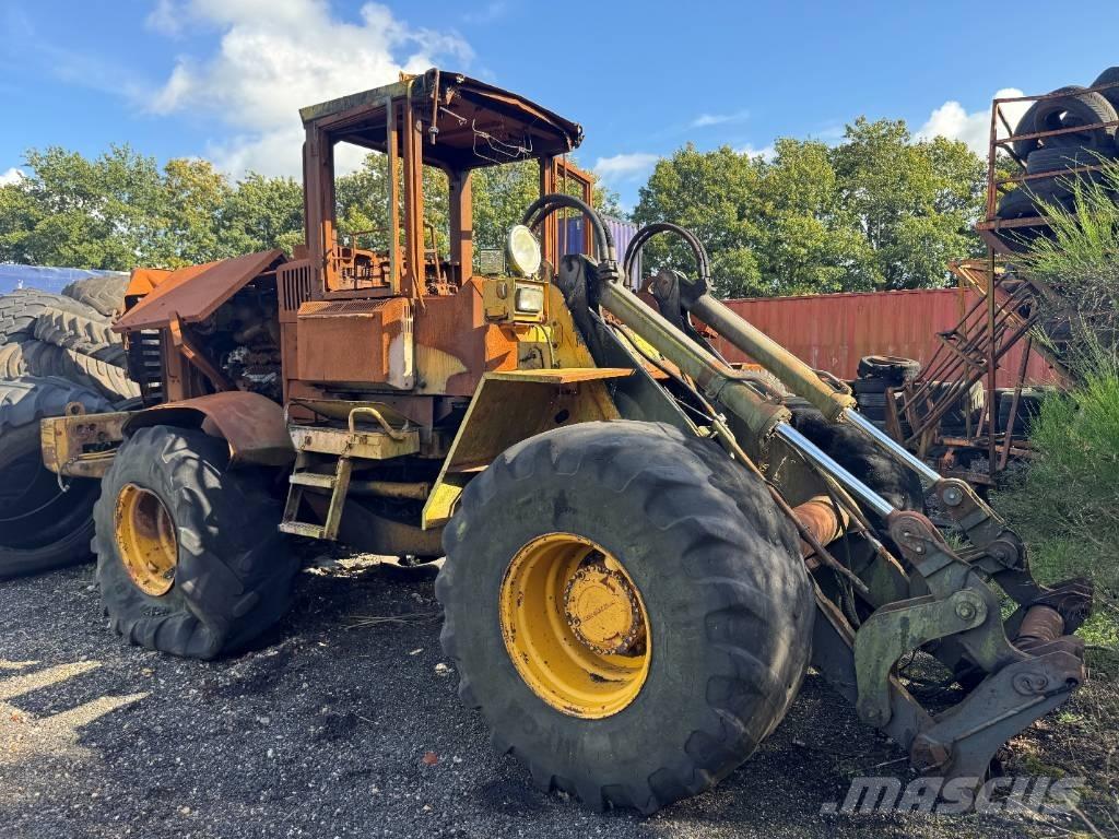 Volvo L 120 D Фронтальні навантажувачі