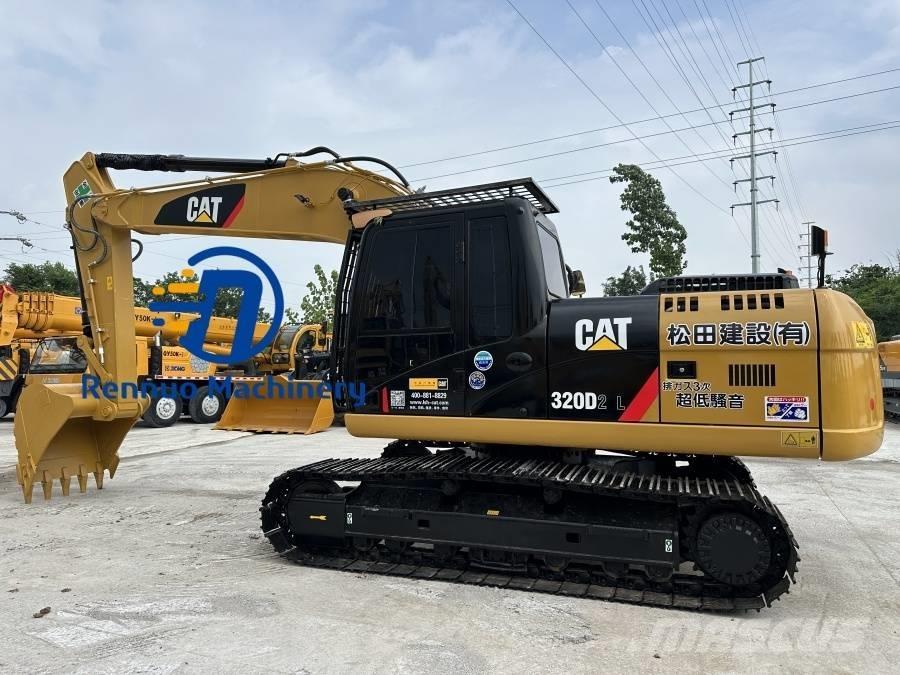 CAT 320 D2L Гусеничні екскаватори
